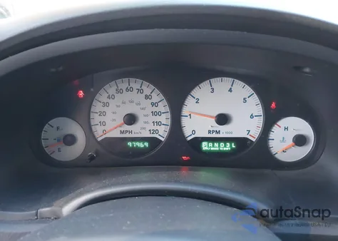 2005 Dodge Caravan Sxt z USA, uszkodzony, nr VIN 1D4GP45R55B239941